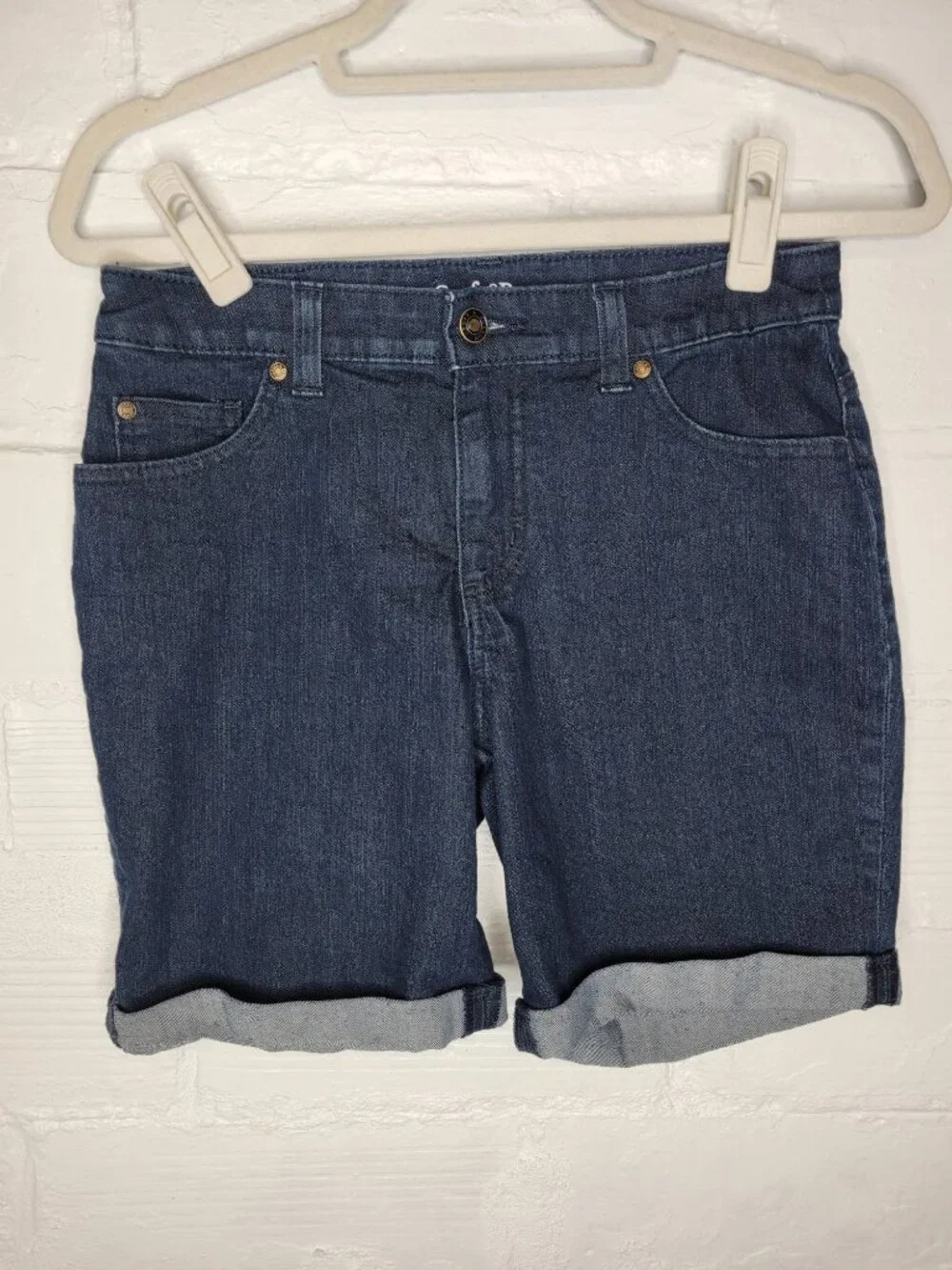 Croft & Barrow Women's Size 4 Jean Shorts Classic Fit Cuffed